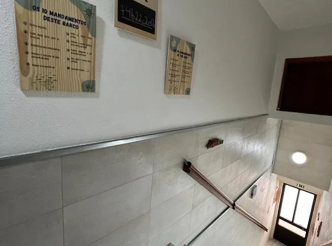 אכסניה Residencial Mira-mar *