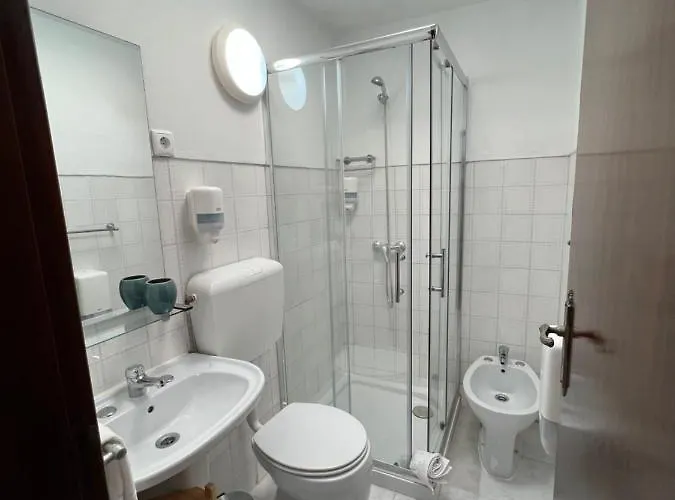 Hostel Residencial Mira-mar *