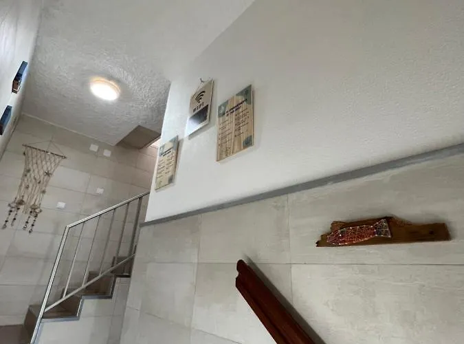 Residencial Mira-mar Hostel Peniche